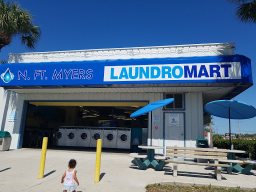 Laundromat «Laundromart North Fort Myers», reviews and photos, 216 Pondella Rd, North Fort Myers, FL 33903, USA