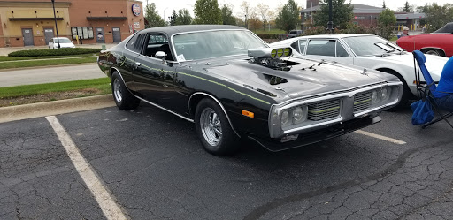 Tire Shop «Discount Tire Store - Elgin, IL», reviews and photos, 875 S Randall Rd, Elgin, IL 60123, USA