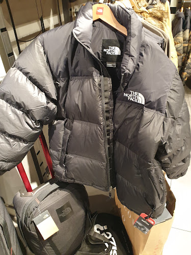 Comments and reviews of The North Face - Covent Garden