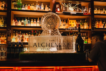 Hình Ảnh The Alchemist - Cocktail Bar