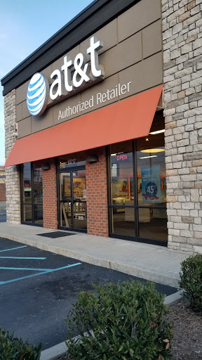 Cell Phone Store «AT&T Authorized Retailer - Valley Station», reviews and photos, 10717 Dixie Hwy, Louisville, KY 40272, USA