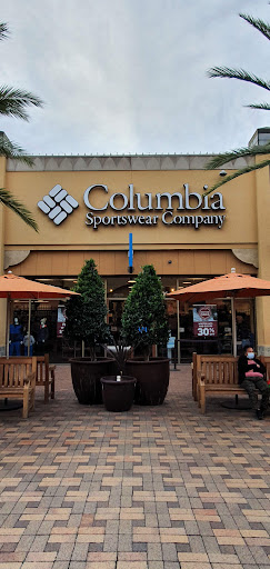 Sportswear Store «Columbia Sportswear Outlet Store», reviews and photos, 100 Citadel Dr #636, Commerce, CA 90040, USA