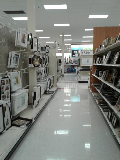 Department Store «Target», reviews and photos, 349 S Weber Rd, Romeoville, IL 60446, USA