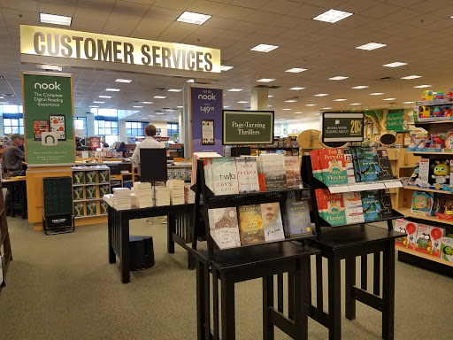 Book Store «Barnes & Noble», reviews and photos, 20600 N Rand Rd, Deer Park, IL 60010, USA