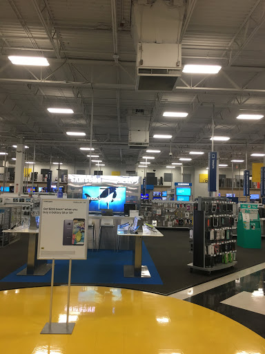 Electronics Store «Best Buy», reviews and photos, 6809 W Canal Dr, Kennewick, WA 99336, USA