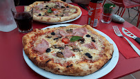Plats et boissons du Pizzeria L'atelier Des 2J à Peyrolles-en-Provence - n°11