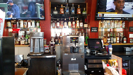 Red Robin Gourmet Burgers and Brews - 2031 Bronze Star Dr, Woodland, CA 95776