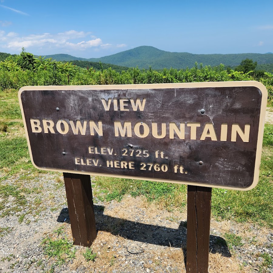 Brown Mountain Overlook