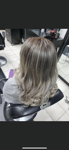 Beauty Salon «4 Looks Beauty Salon», reviews and photos, 12879 Josey Ln, Farmers Branch, TX 75234, USA