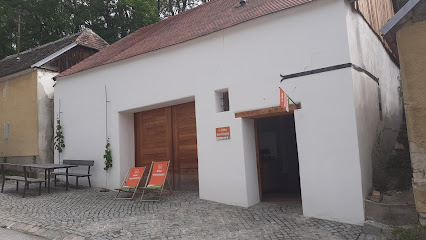 Keller Wohlfühlplatz im Pulkautal Weingut KITLA