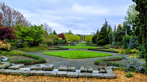 Spa garden Salem