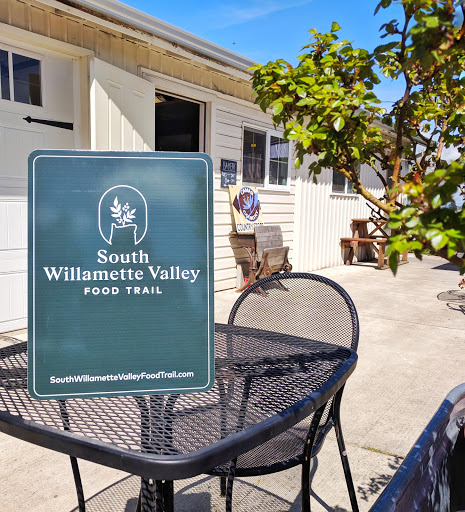 Camas Country Bakery and Store, 91948 Purkerson Rd, Junction City, OR 97448, USA, 