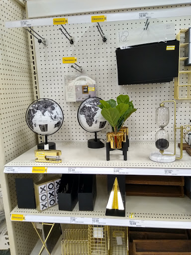 Department Store «Target», reviews and photos, 4737 Valley View Blvd NW, Roanoke, VA 24012, USA