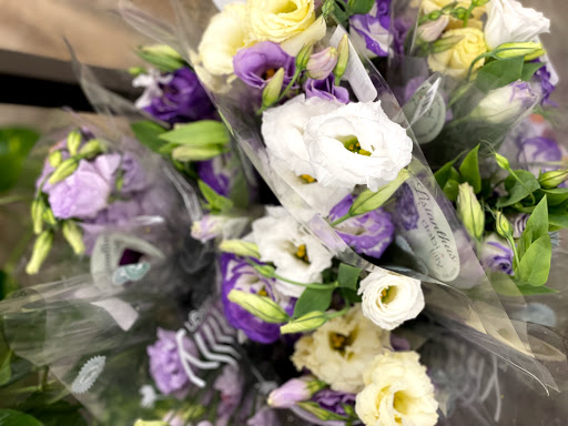 Grocery Store «Star Market», reviews and photos, 1070 Lexington St, Waltham, MA 02452, USA