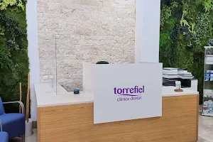 Clínica dental Torrefiel | Dentista en Valencia image