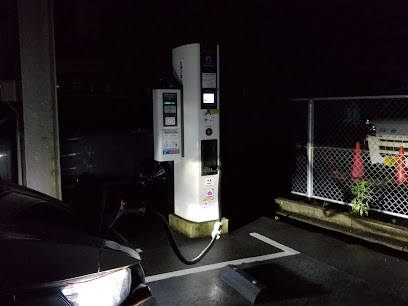 日産EV充電スタンド