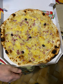 Plats et boissons du Pizzas à emporter Le kiosque à pizza à Chalus - n°7