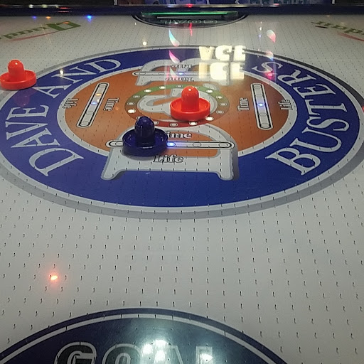 Car Dealer «Uptown Ford Lincoln», reviews and photos, 2111 N Mayfair Rd, Milwaukee, WI 53226, USA