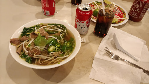 Shopping Mall «Colonial Village Shopping Center», reviews and photos, 1723 Wilson Blvd, Arlington, VA 22209, USA