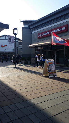 Shopping Mall «San Francisco Premium Outlets», reviews and photos, 2774 Livermore Outlets Dr, Livermore, CA 94551, USA