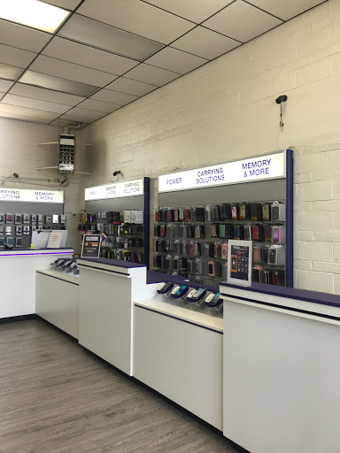 Cell Phone Store «MetroPCS Authorized Dealer», reviews and photos, 1651 Tennessee St, Vallejo, CA 94590, USA