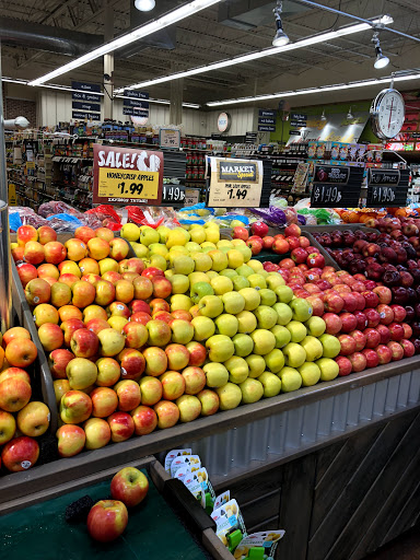 Grocery Store «Fresh Thyme Farmers Market- W. Des Moines», reviews and photos, 2900 University Ave, West Des Moines, IA 50266, USA