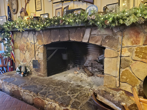 American Restaurant «Cracker Barrel Old Country Store», reviews and photos, 350 S Mt Juliet Rd, Mt Juliet, TN 37122, USA