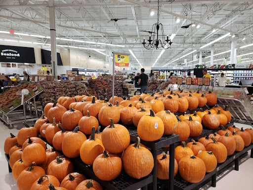 Grocery Store «Meijer», reviews and photos, 3320 W Shore Dr, Holland, MI 49424, USA