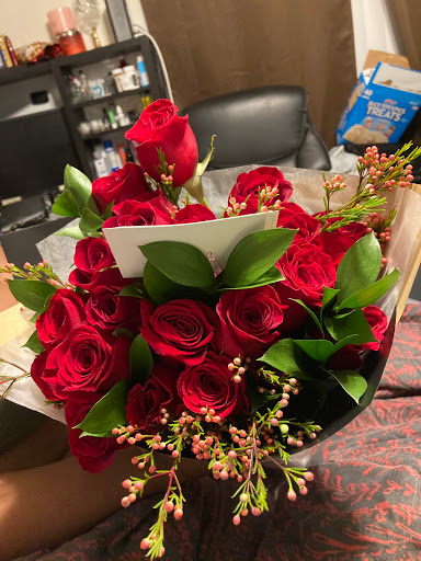 Florist «LUSH BOUQUET Flowers Downtown Phoenix», reviews and photos, 201 N Central Ave, Phoenix, AZ 85004, USA