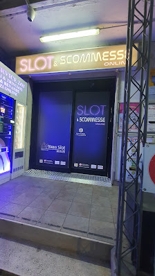 Sala Slot & Scommesse online Viale della Resistenza, 39, 64100 Teramo TE, Italia
