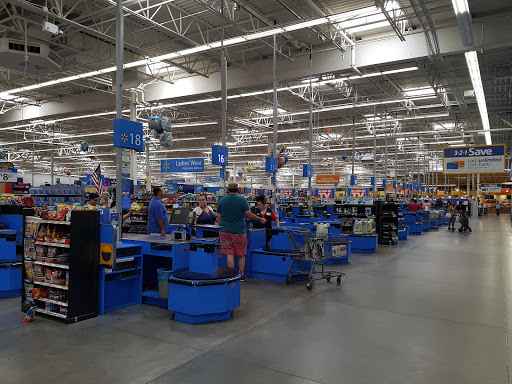 Department Store «Walmart Supercenter», reviews and photos, 530 Woollomes Ave, Delano, CA 93215, USA