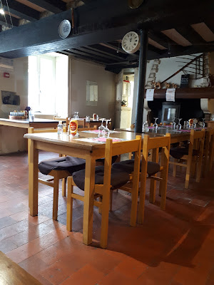 Auberge de la poste à Poiseux