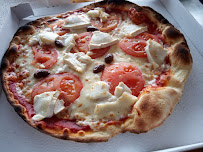 Plats et boissons du Pizzeria Bocca Fina Pizza à Roquebrune-Cap-Martin - n°3