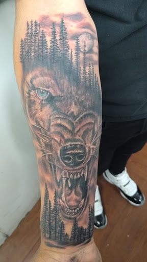 Explore southern tattoo ideas, creative tattoo ideas in Hialeah, available at Allstar Tattoo & Body piercing