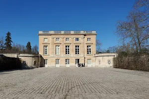 Estate of Trianon image
