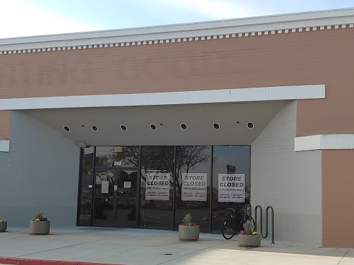 Sporting Goods Store «Big 5 Sporting Goods», reviews and photos, 242 Walnut St, Redwood City, CA 94064, USA