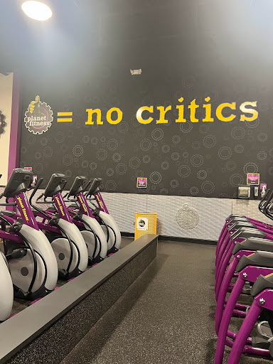 Gym «Planet Fitness», reviews and photos, 1751 Scottsville Rd, Bowling Green, KY 42104, USA