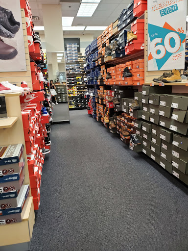 Shoe Store «Rack Room Shoes», reviews and photos, 10300 Southside Blvd, Jacksonville, FL 32256, USA