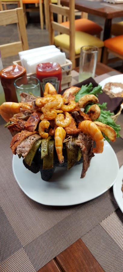 El Comal Restaurant - Ave Luis Cabrera, # 22 colonia santa julia, 73310 Zacatlán, Pue., Mexico