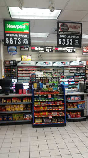 Gas Station «Speedway», reviews and photos, 505 Townline Rd, Mundelein, IL 60060, USA