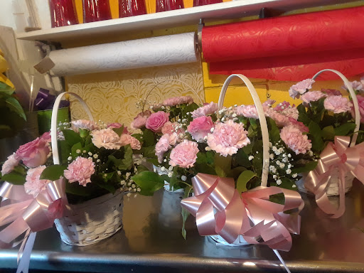 Florist «Genesis Flower And Gift Shop», reviews and photos, 1801 N Garey Ave, Pomona, CA 91767, USA