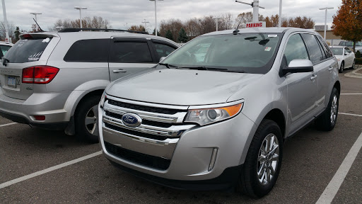 Used Car Dealer «Suburban Ford of Sterling Heights Used Car Super Center», reviews and photos, 40552 Van Dyke, Sterling Heights, MI 48313, USA