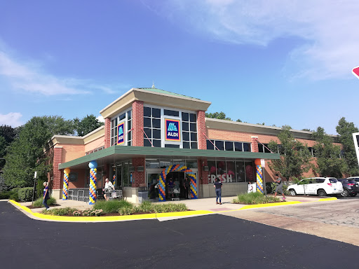 Supermarket «ALDI», reviews and photos, 1412 E Algonquin Rd, Schaumburg, IL 60173, USA