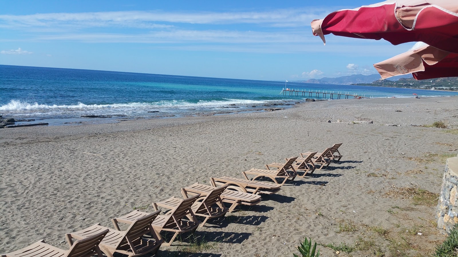 Foto av Demirtas beach II med lång rak strand