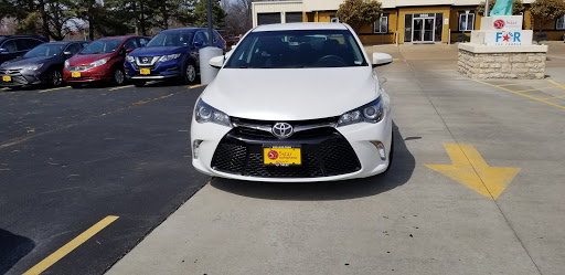 Car Dealer «5 Star Auto Plaza», reviews and photos, 3690 W Clay St, St Charles, MO 63301, USA