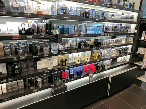 Cosmetics Store «SEPHORA», reviews and photos, 1000 North Point Cir, Alpharetta, GA 30022, USA