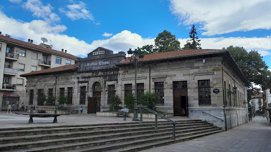 Casa de Cultura de Balmaseda San Juan plaza, 1, 48800 Balmaseda, España