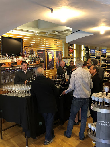 Liquor Store «Zachys Wine & Liquor», reviews and photos, 16 East Pkwy, Scarsdale, NY 10583, USA