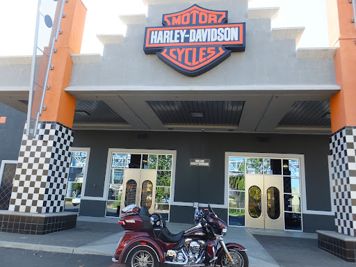Harley-Davidson Dealer «Oakland Harley-Davidson», reviews and photos, 151 Hegenberger Rd, Oakland, CA 94621, USA