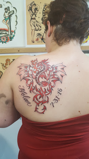 Explore small new york tattoo ideas, creative tattoo ideas in Milwaukee, available at MANIA Tattoos Milwaukee